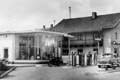 Altenmarkt-an-der-Alz-Tankstelle-Lechner-60er-Jahre-Abzweigung-Baumburg
