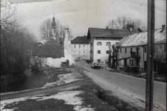 Altenmarkt-an-der-Alz-um-1950-li.-Kappauf-re.-Hammerschmiede
