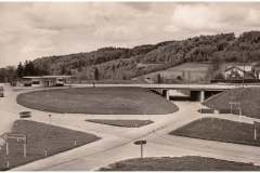 Tankstelle-an-der-Reichsautobahn-Muenchen-Salzburg-Siegsdorf-um-1937