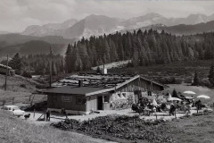 S´Oimstueberl-auf-da-Winklmoos-in-de-60er-Johr