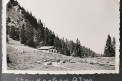 Staudacher-Alm-aus-einem-Urlaubsalbum-von-1934