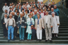 Die-Landkreisbuergermeister-mit-dessen-Frauen-samt-Landrat-um-1993-in-Berlin