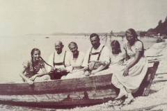 Strandbad-Chieming.-Zu-sehen-die-Privathuetten.-Bilder-ca.1920-1930.-Aus-Privatsammlung