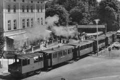 Prien-am-Chiemsee-Chiemseebahn-und-Hotel-Feldhuetter-1961
