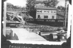 Traunsteiner-Bahnhof-20.07.1945-Aufnahme-eines-US-Soldaten-der-580.-Flugabwehrartillerie-der-US-Armee