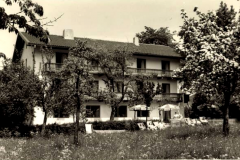 Grabenstaett-Haus-mit-Garten-ca.-1935