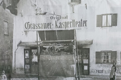 Grassau-Kasperltheater-auf-Markt-1928