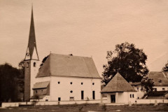 Da-neie-Friedhof-a-da-Inzl-Niederachen-Ende-da-50er-Johr