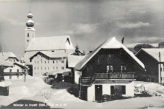 Postboten-Simon-Haeusl-a-da-Inz´l.-Erbaut-1911-abgerissen-1963.-Links-hinten-des-Krangahaus-rechts-danem-beim-Schuastafranzn