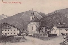 Schleching-um-1900-der-Bauernhof-links-beim-Hoada-ist-1919-durch-zuendeln-zweier-Buben-total-abgebrannt-und-an-anderer-Stelle-neu-errichtet-worden