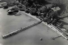 Seebruck-Dampfersteg-am-Ortsteil-Graben-Luftaufnahme-von-1938