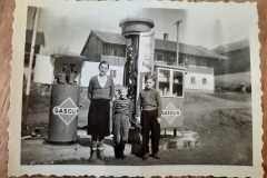 Roitham-bei-Seeon.-Tankstelle-wurde-1955-eroeffnet