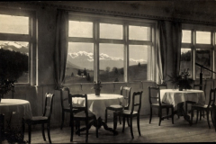 Bad-Adelholzen-Siegsdorf-Oberbayern-Speisesaal-Aussicht-auf-Alpen-1926