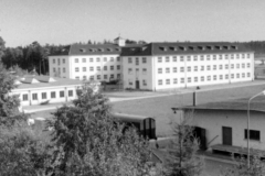 Traunreut-Fa.-Siemens-in-den-60er-Jahren-Aussenansicht