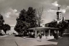 Reisebuero-Wiedl-am-Maxplatz.-Ende-1960er